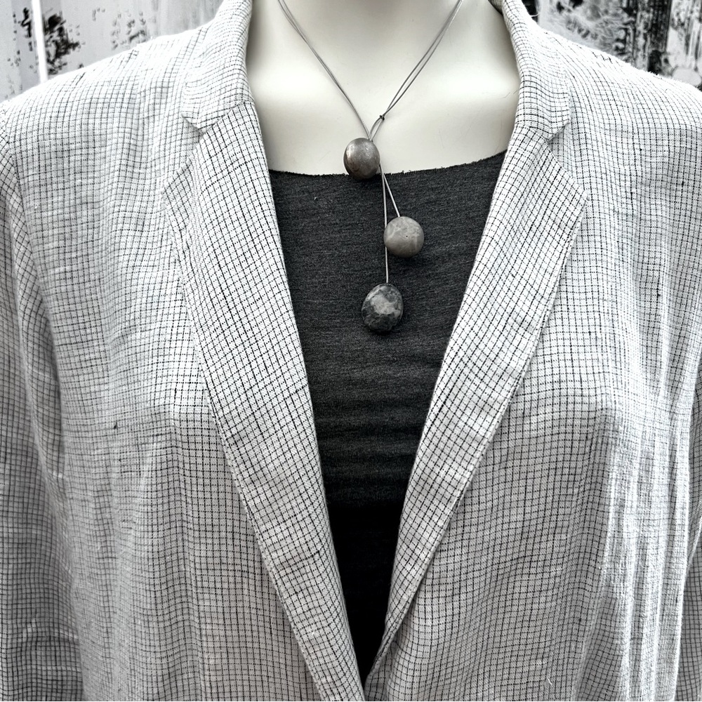 Eileen Fisher linen blazer classic, loose fit.